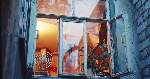 早安美图161111：时间留不住昨天 你我停不在初见