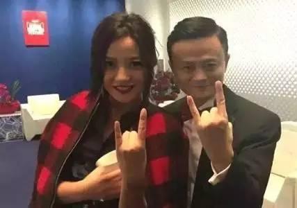 赵薇和希拉里之于竞选，希拉里为什么接见赵薇？