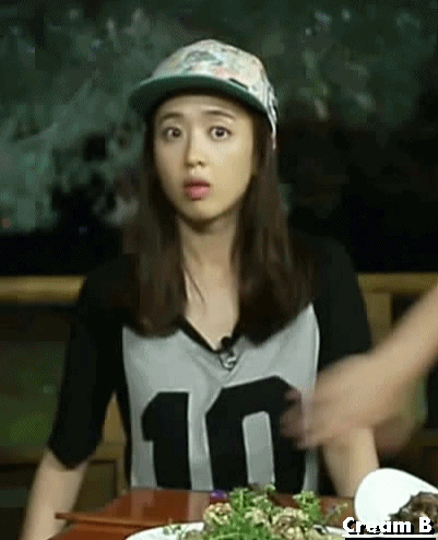 妹子也是一脸的懵逼！