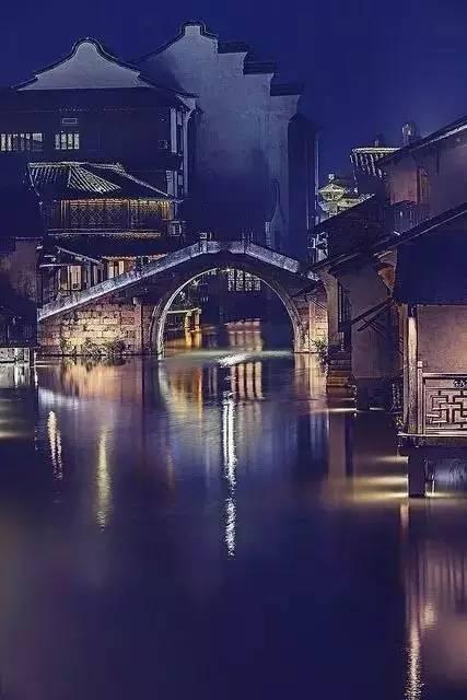 晚安美图161221：愿时光能缓，愿故人不散！