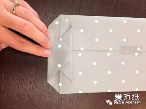 彩纸包装礼物方法图解 如何用纸包装礼物盒