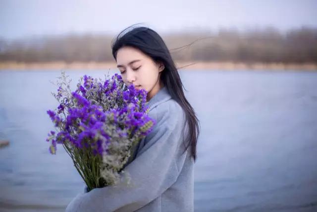 晚安美图160227：心痛了用沉默代替