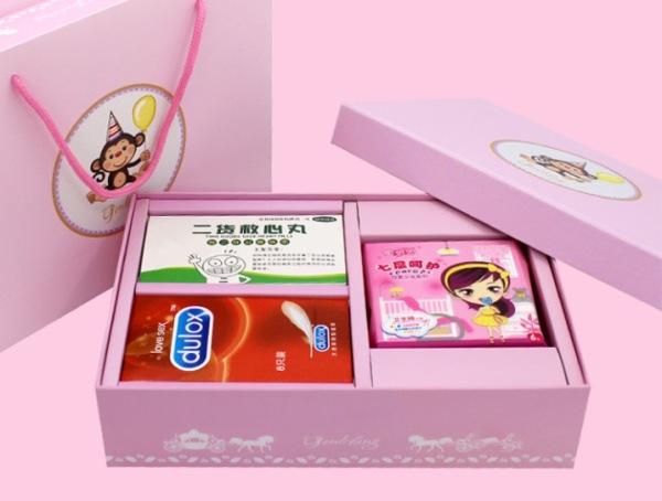 看了这篇文章，再也不愁女朋友生日送什么礼物了 情人节送什么礼物给女朋友