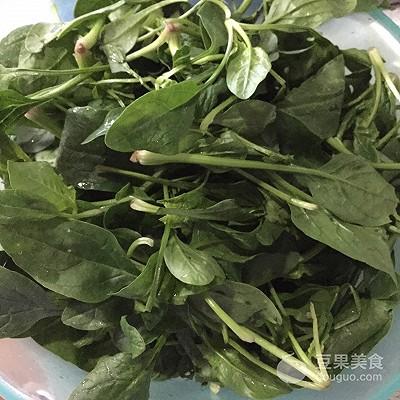 凉拌菠菜的做法，拌菠菜家常做法
