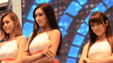 牛哥美女gif动图11p：妹子吃个香蕉都很兴奋呢？