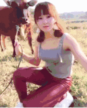 牛哥美女gif动图14p:这里是美女的赖床时间