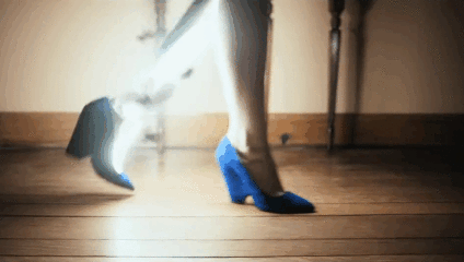 牛哥美女gif动图12p：这样做瑜伽挺好！