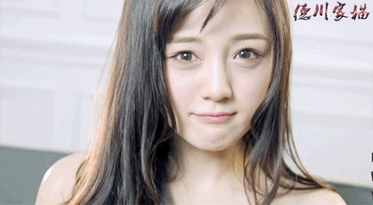 牛哥美女内涵gif动图11p：妹子的吻让人太陶醉