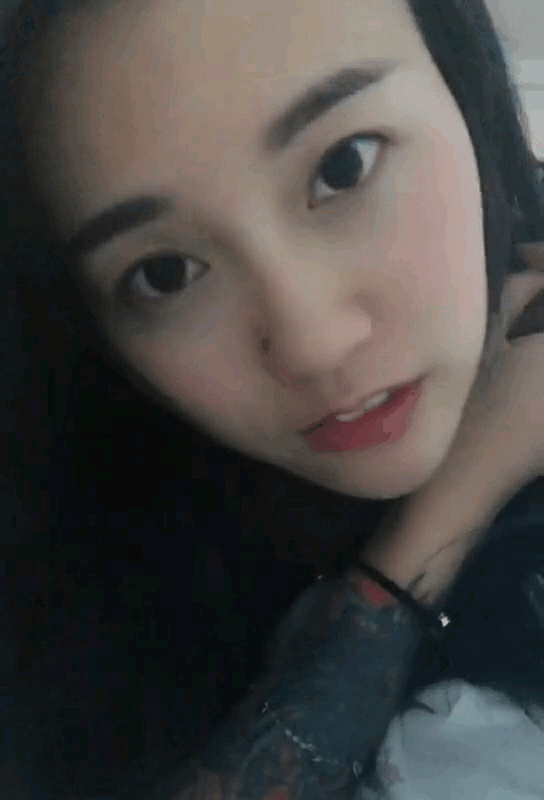 牛哥美女gif动图18p：妹子太美撩头发太撩人
