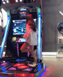 牛哥美女内涵gif动图19p:来一起洗吧