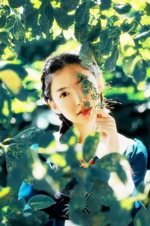 晚安唯美句子图片：有生之年，只诉温暖不言殇