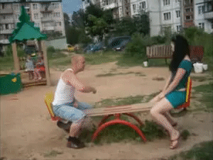 牛哥美女内涵gif动图15p:是谁的手呢?