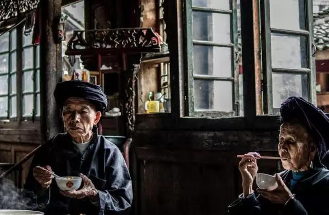 早安美图160511：世界各地的动人之美，总有一款美能瞬间击中你