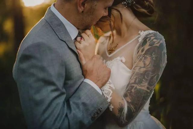 最佳婚礼照片摄影大赛最佳的26张婚纱照