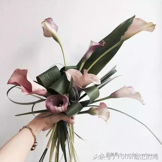 七夕送女朋友什么礼物好最有意义2018情人节送花攻略，比送玫瑰强一万倍~