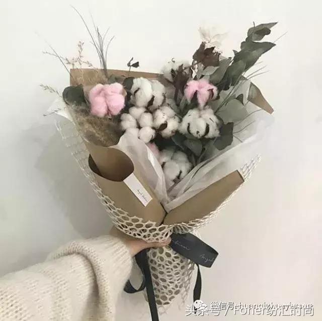 七夕送女朋友什么礼物好最有意义2018情人节送花攻略，比送玫瑰强一万倍~