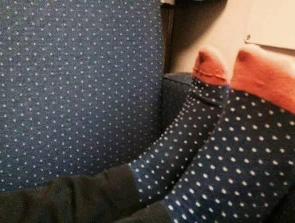 撞衫撞到隐了身