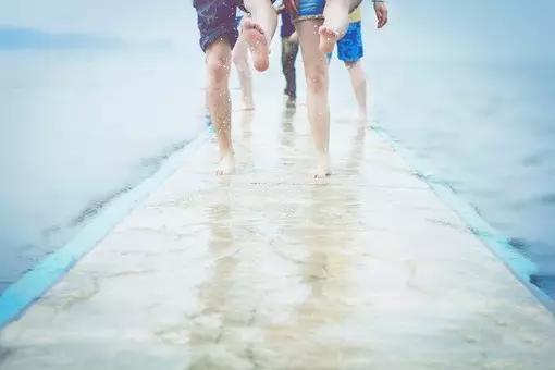 早安美图160630：有一些人，你一辈子都不要去深交