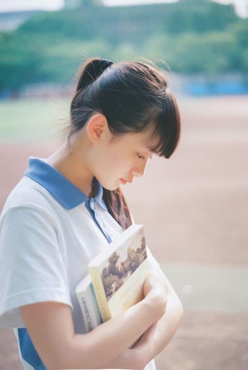 午安心语160702：希望你活得烈马青葱，不为他人的目光所累