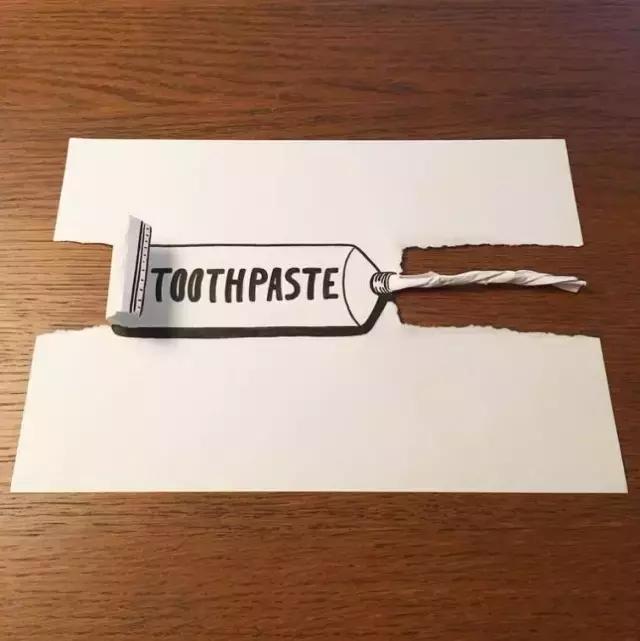 在普通的A4纸上先画出画,然后撕出3D效果!