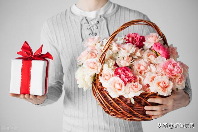 女朋友过生日该送什么礼物,一个女性朋友过生日送什么礼物