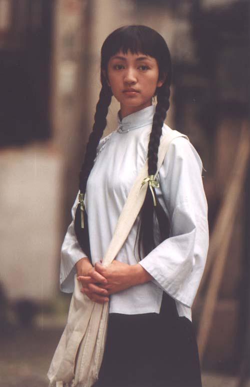 37歲嫁華誼副總裁，王菲給她當伴娘，48歲手握半個娛樂圈，憑什麼 娛樂八卦吃瓜 第4张