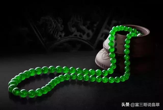 买翡翠什么品牌好,翡翠手镯品牌排行榜前十名