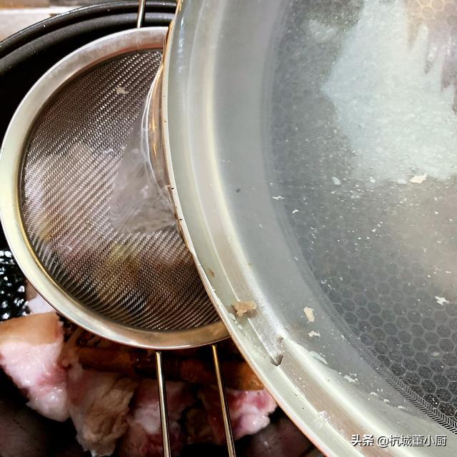红烧肉的正确做法电饭煲，你用过电饭锅做红烧肉吗