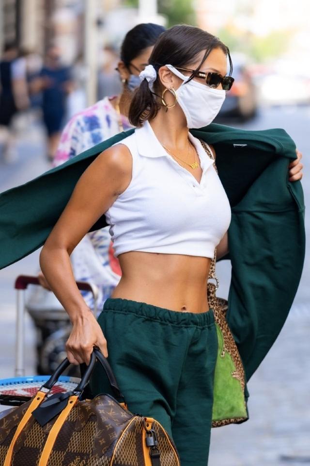 bella越來越美！身材絕美符合超模氣質，網友：比閨蜜肯豆還吸睛 娛樂八卦吃瓜 第1张