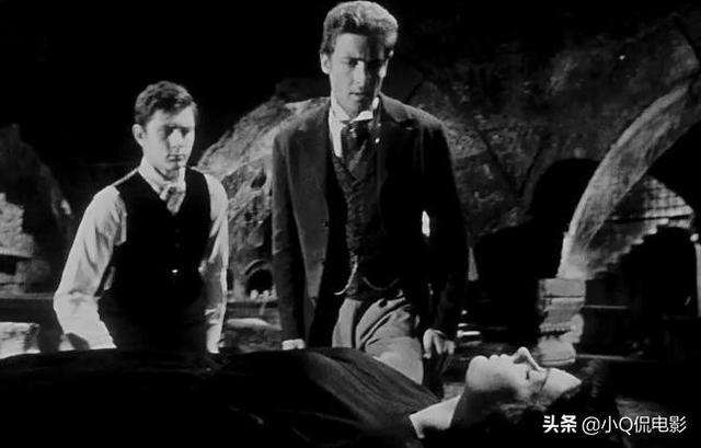 最恐怖吓人的十部电影，十部R级恐怖片