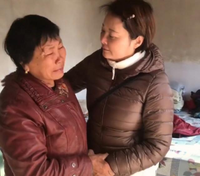 袁立做公益多年，為何至今仍被人質疑？從3方面分析原因所在 娛樂八卦吃瓜 第4张