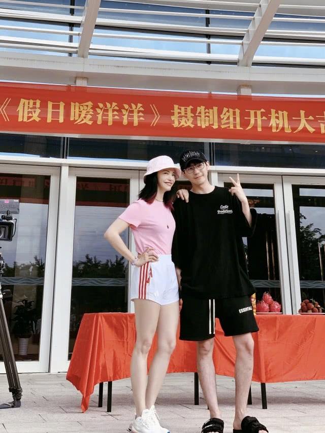 姚晨夫婦結婚多年依舊恩愛，老公曹郁探班姚晨送上驚喜，狂撒狗糧 娛樂八卦吃瓜 第6张
