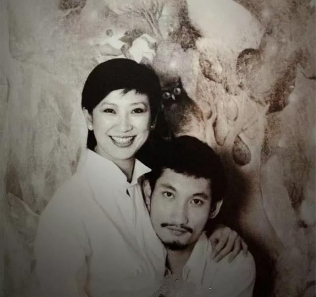 娛樂圈大姐大艷絕香江，男人世界的大女主，丈夫卻痴迷小30歲助理 娛樂八卦吃瓜 第7张