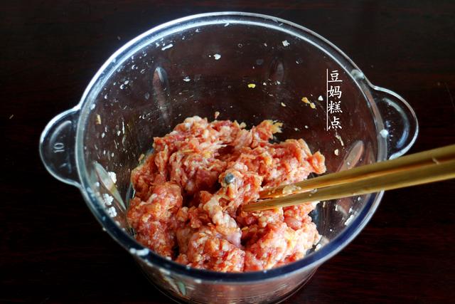今兒是頭伏，這餡兒餃子正當吃，清涼降暑，開胃助消化 熱愛美食 第4张