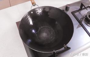 草菇怎么做好吃，草菇怎么做菜才好吃