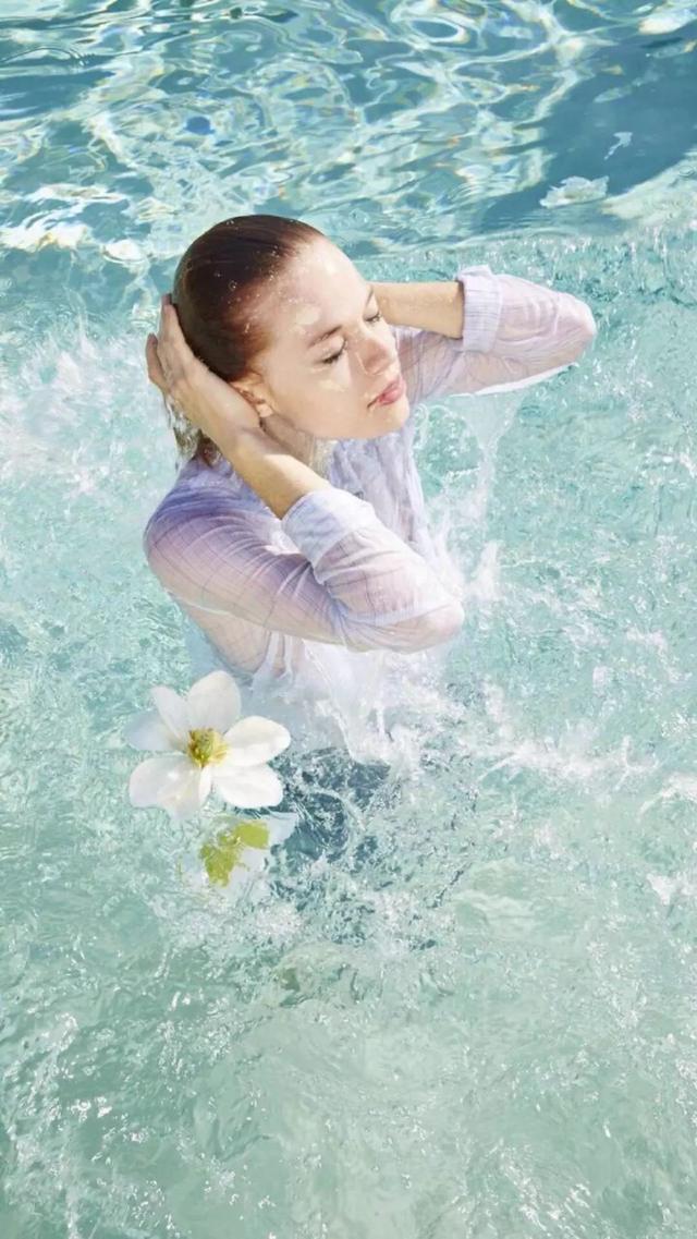 晚安句子180607：心中有暖，又何惧人生荒凉