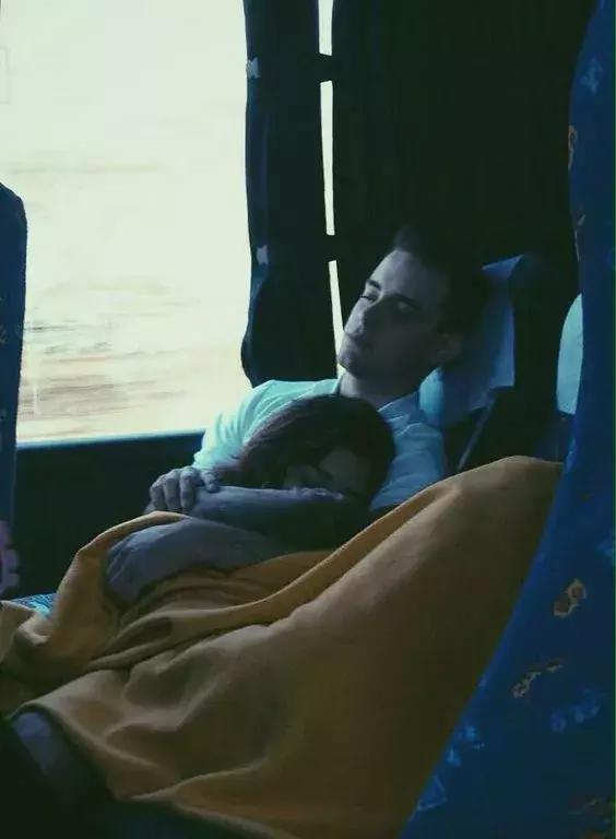 晚安的说说180825：情深情浅全在真，缘深缘浅全在心