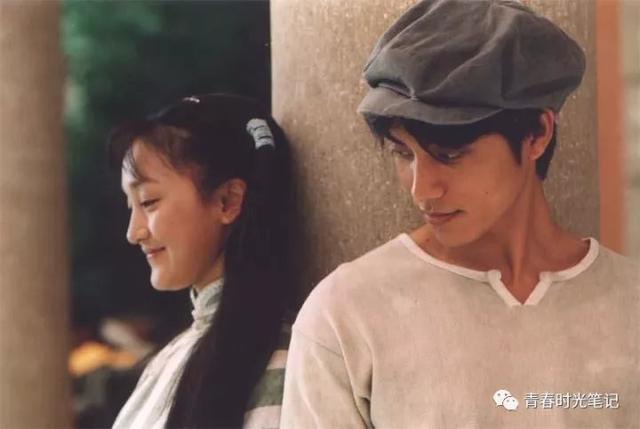 如懿传中的周迅为何总是嘴巴嘟嘟，《如懿传》中周迅的脸真的是一言难尽啊