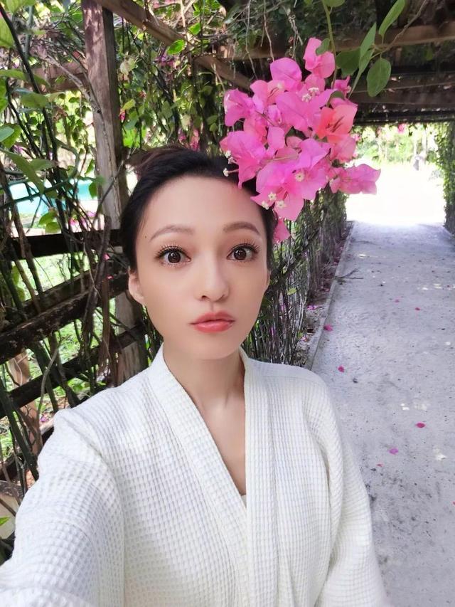 著名歌手張韶涵：請人毆打父母？風光背後的心痛與眼淚 娛樂八卦吃瓜 第9张