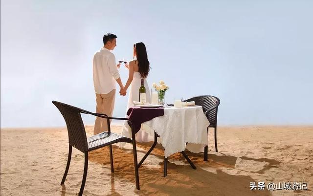 情人节送男友礼物和老婆牵手数年 你还知道情人节送什么礼物好吗？