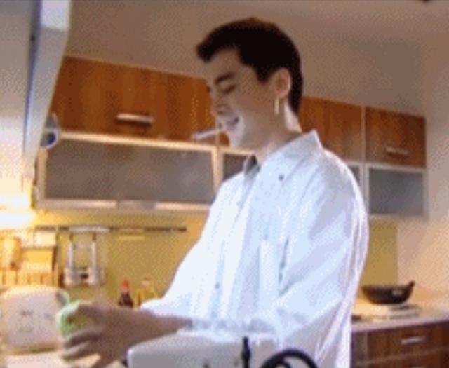 童星出身22歲拿視帝，出道30多年換4任老婆，年過半百兒子才10歲 娛樂八卦吃瓜 第3张