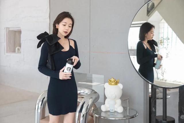 表白话语100字左右感动,表白送女孩子什么礼物好