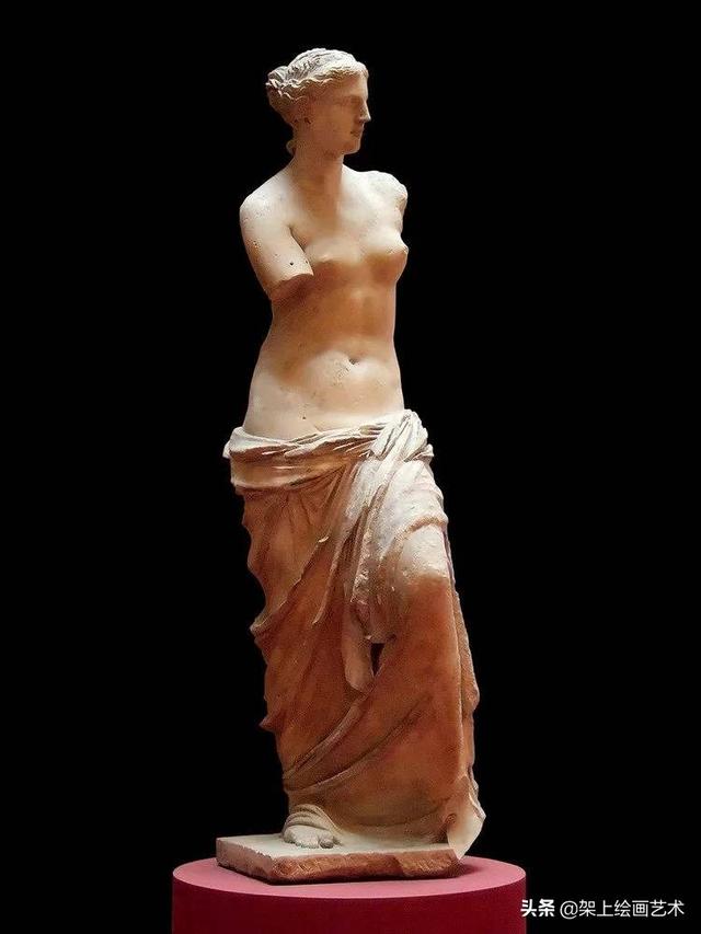 卢浮宫三宝之谜，卢浮宫三宝赏析之《胜利女神像》