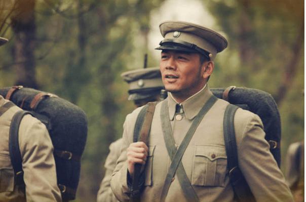 楊爍的毀滅史，從「小包總」到「油膩男」，他哪步走錯了？ 娛樂八卦吃瓜 第6张