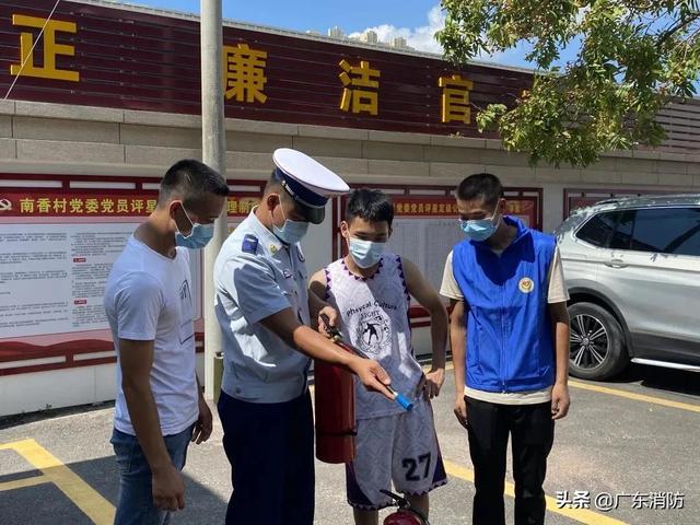 情人节送什么巧克力七夕-来听听蓝朋友“专属情话”