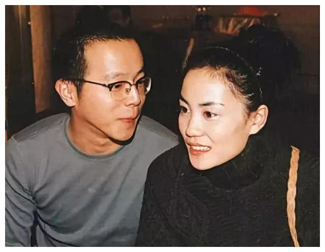 王菲与窦唯婚姻维持了多久，王菲的两任老公都有谁！