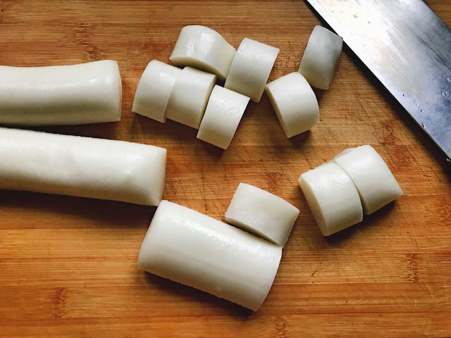 年糕怎么做好吃又简单，怎么做年糕吃好吃又简单