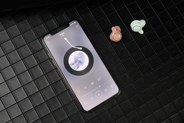 给情人送什么生日礼物最合适,女生过生日买什么礼物最合适