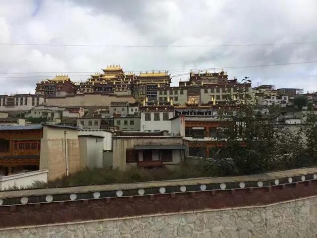 香格里拉松赞林寺，香格里拉的松赞林寺简介