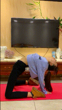 100字左右污小短文故事(污到下面滴水的荤段子)